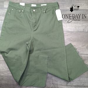 Wonderly High Rise Wide Leg Crop Jeans Size 16